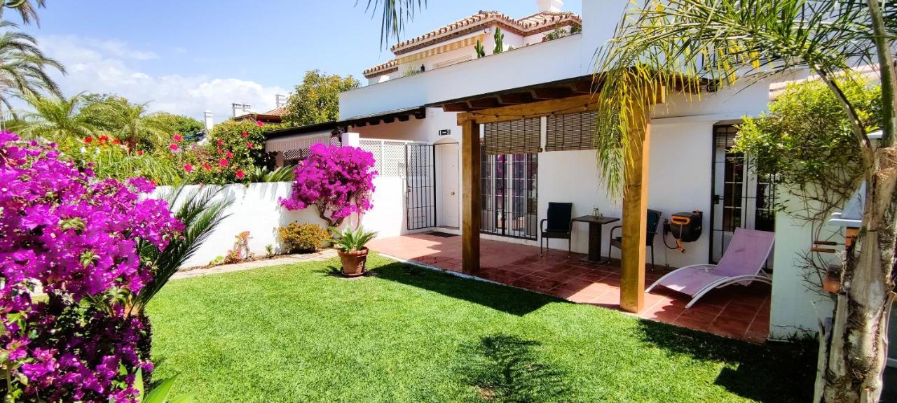 Apartamento con Jardin y Piscina en Playa Estepona Exterior foto